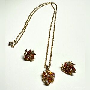 Gold Tone Necklace and Earrings Jewelry Set